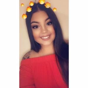 Meet your Posher, Alicea